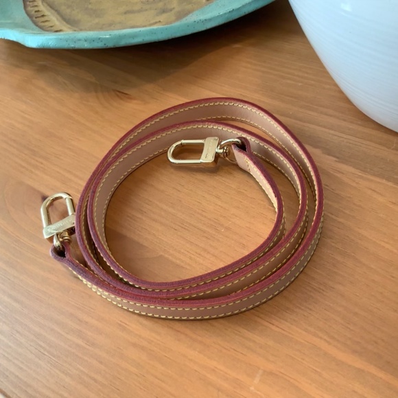 Louis Vuitton Vachetta Leather Shoulder Strap - Picture 16 of 16